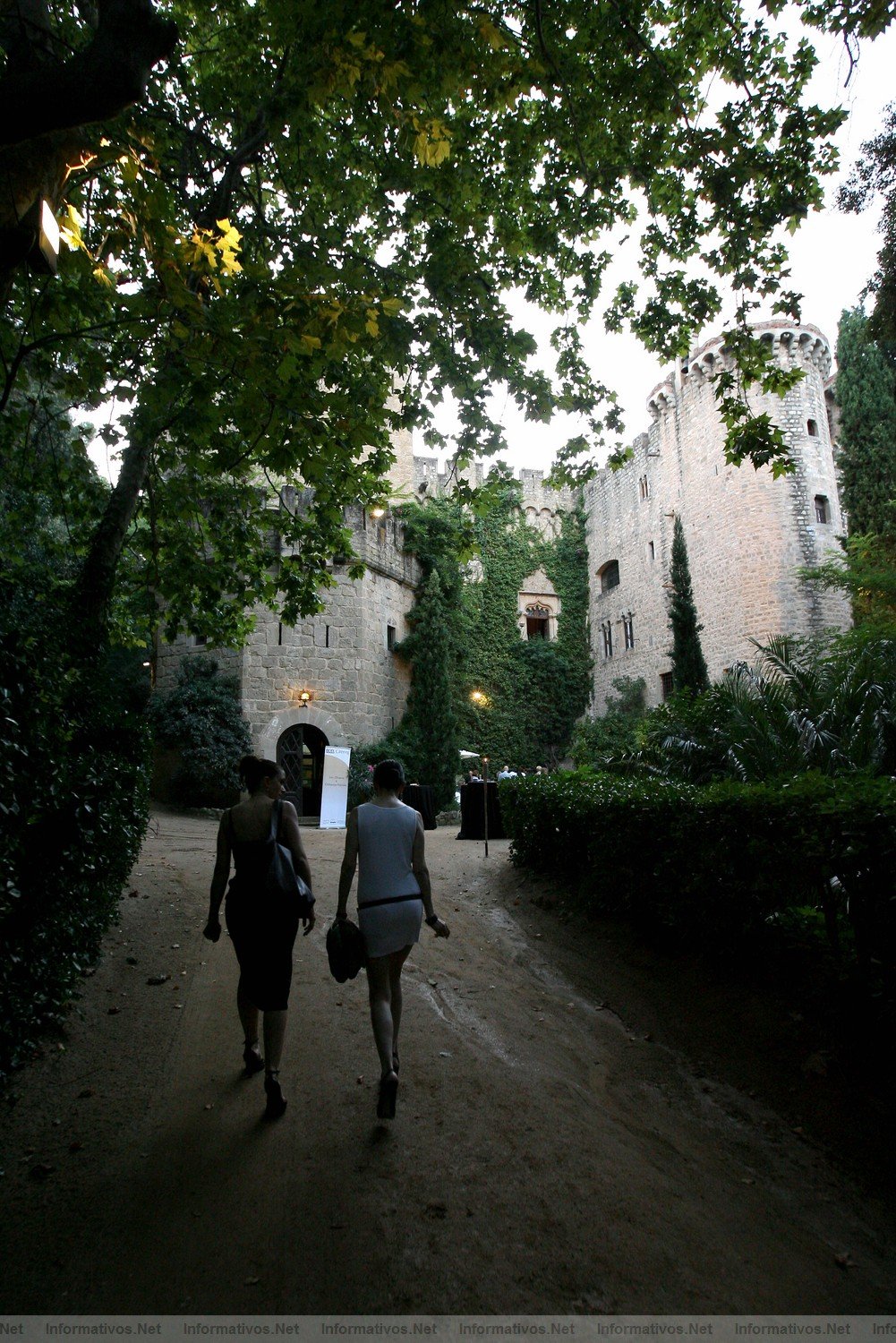 Canet de Mar, 20SAGO011.- XIII Festival Clsico del Castillo de Santa Florentina. Vistas del castillo desde el exterior.