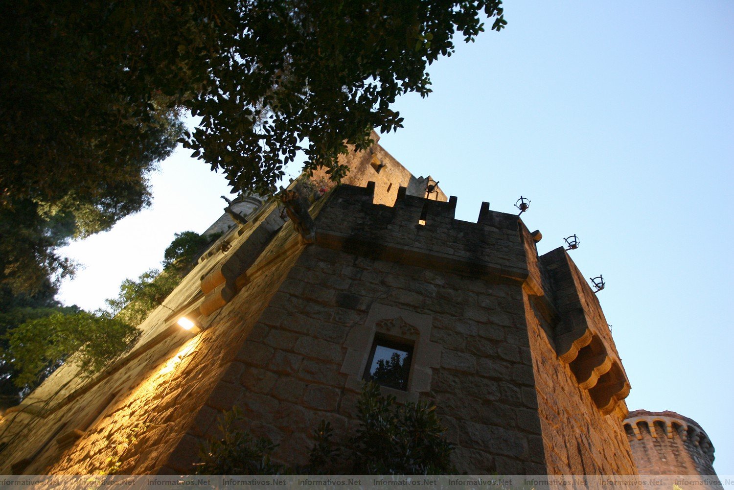 Canet de Mar, 20SAGO011.- XIII Festival Clsico del Castillo de Santa Florentina. Vistas del castillo desde el exterior.