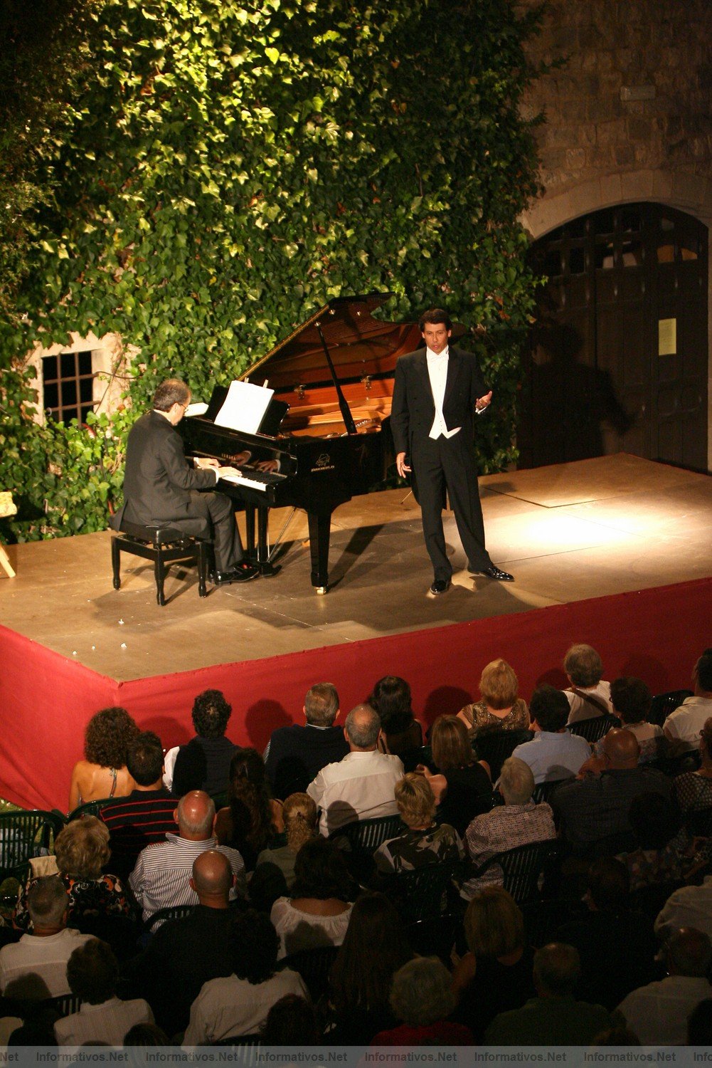 Canet de Mar, 20SAGO011.- XIII Festival Clsico del Castillo de Santa Florentina. Ricardo Bernal, Tenor.