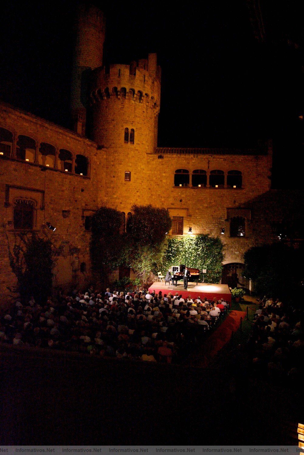 Canet de Mar, 20SAGO011.- XIII Festival Clsico del Castillo de Santa Florentina. Ricardo Bernal, Tenor.