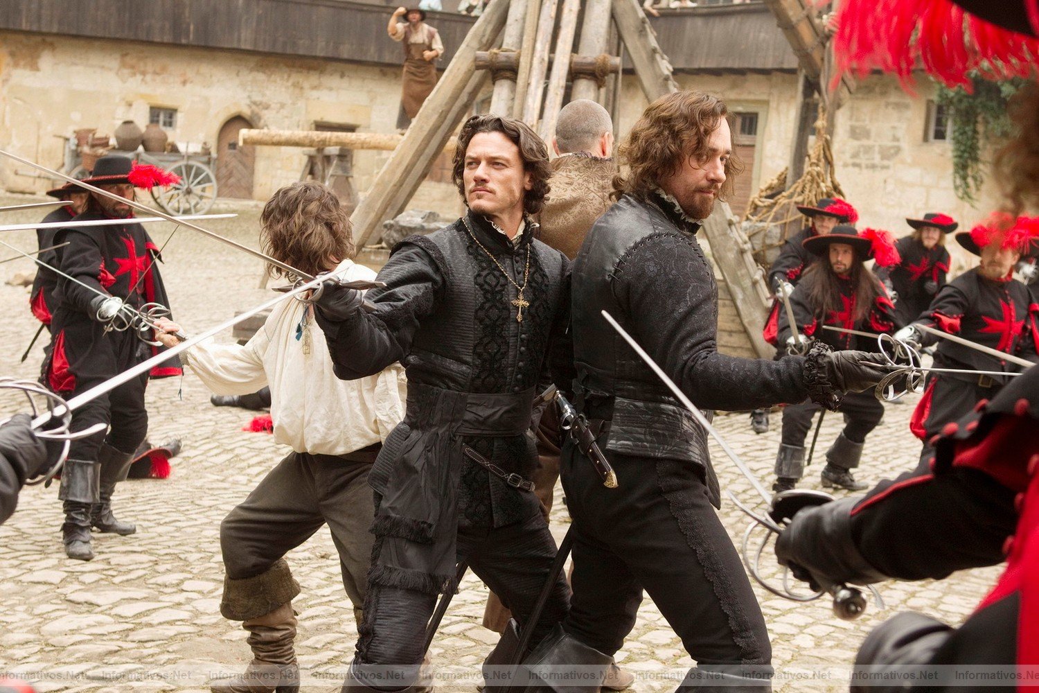 Los tres mosqueteros: estreno en España el 30 de Septiembre. (Left to right)  LOGAN LERMAN (white shirt), LUKE EVANS, RAY STEVENSON (back to camera) and MATTHEW MACFADYEN star in THE THREE MUSKETEERS
