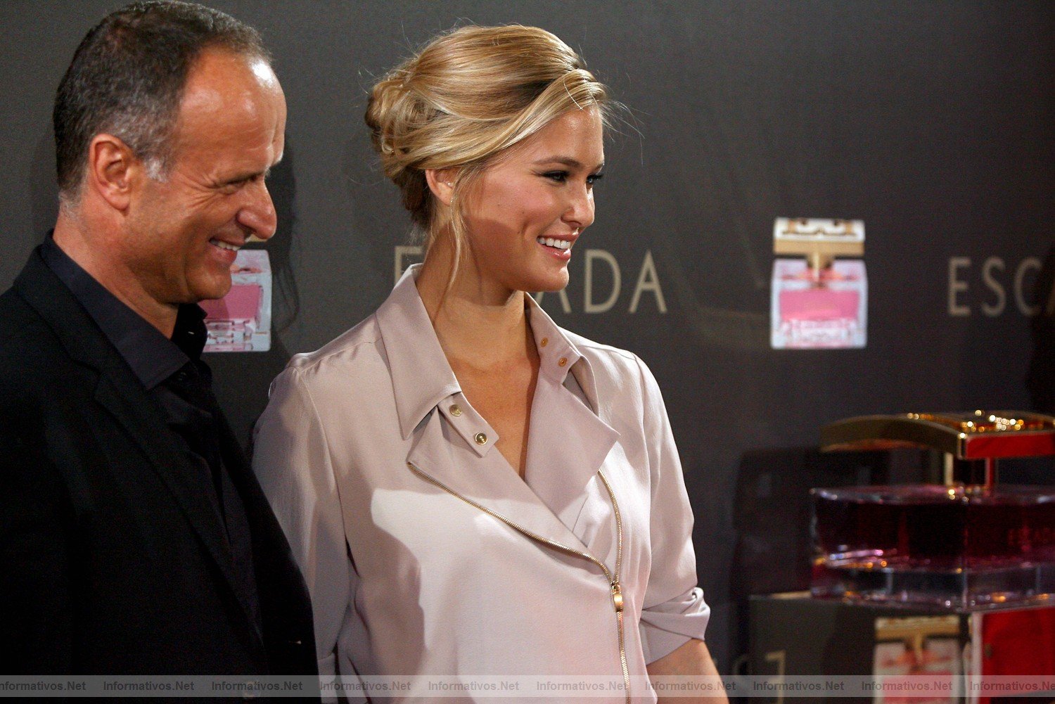 BCN2109011.- Presentación de la fragancia Especially Escada en su boutique de Pº de Gracia. Bruno Sälzer, CEO de Escada y ex-lider de Hugo Boss; y Bar Refaeli