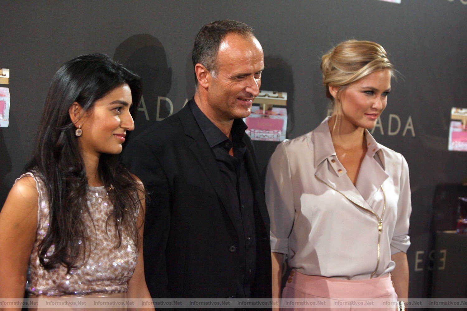 BCN2109011.- Presentación de la fragancia Especially Escada en su boutique de Pº de Gracia. Megha Mittal, propietaria de Escada; Bruno Sälzer, CEO de Escada y ex-lider de Hugo Boss; y Bar Refaeli