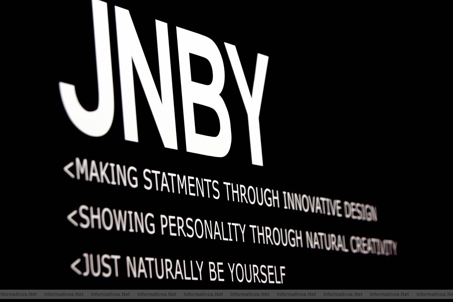 BCN22SEP011.- Espacio JNBY (Just Naturally Be Yourself) en Barcelona