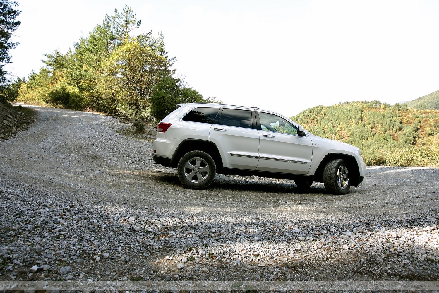 Valle de Hecho-HU/OCT011.- Prueba dinámica del Jeep Grand Cherokee