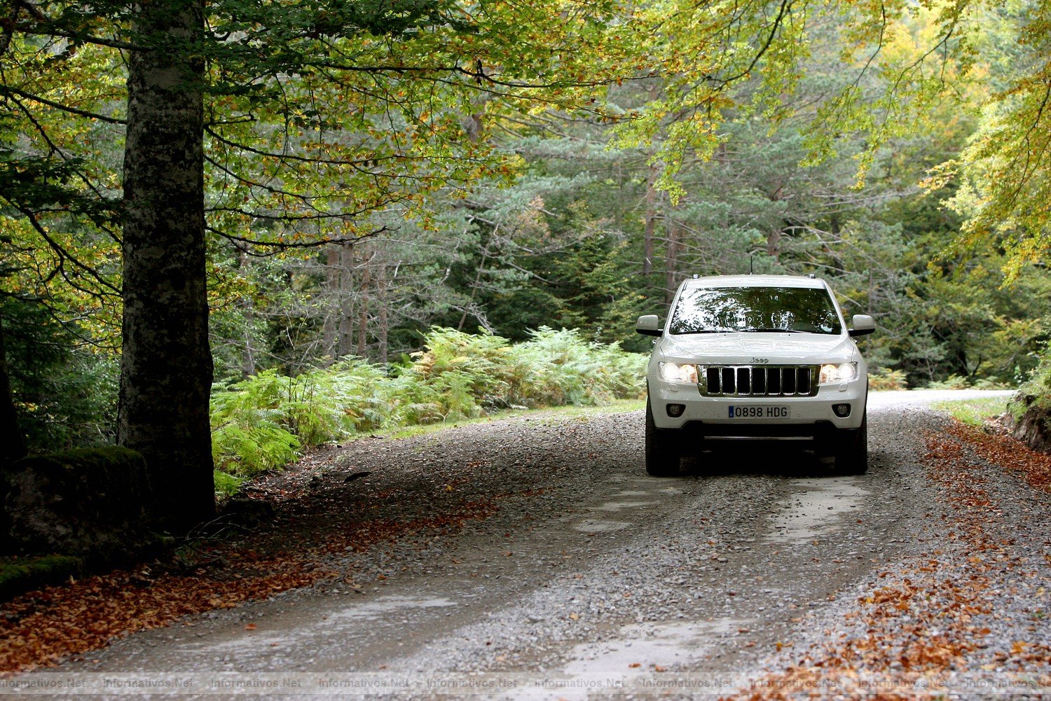 Valle de Hecho-HU/OCT011.- Prueba dinámica del Jeep Grand Cherokee