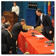 :: Pulse para Ampliar :: Delegación de los “Héroes de Fukushima” Premio Príncipe de Asturias de la Concordia 2011