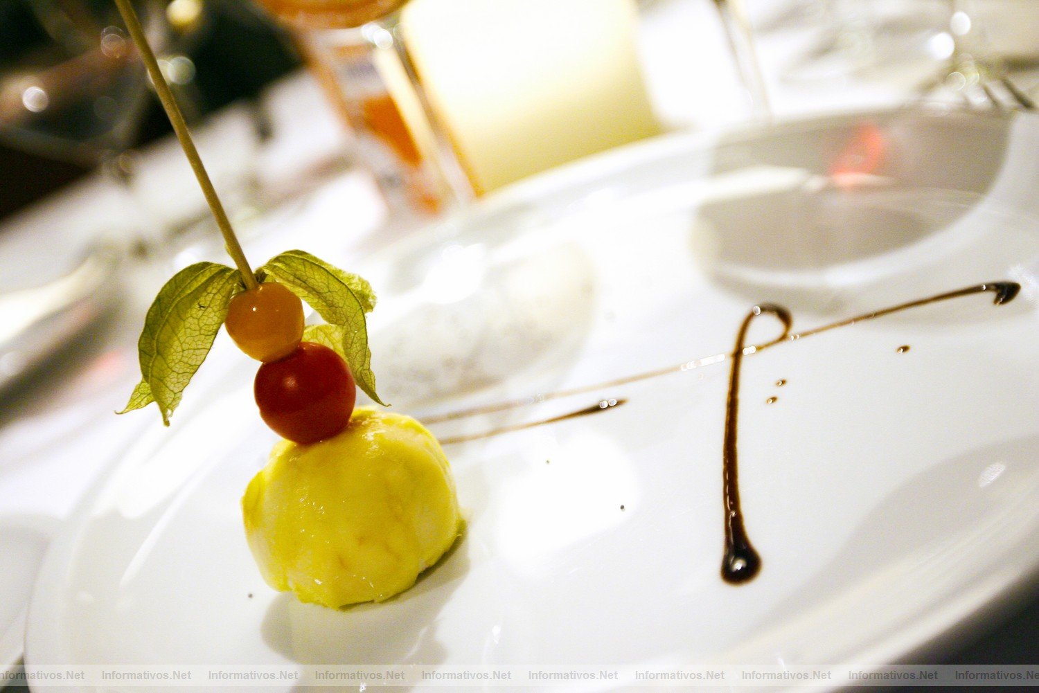25OCT011.- Nueva Carta de La Masía de Esplugas: Foie Travi envuelto en queso fresco con manzana caramelizada