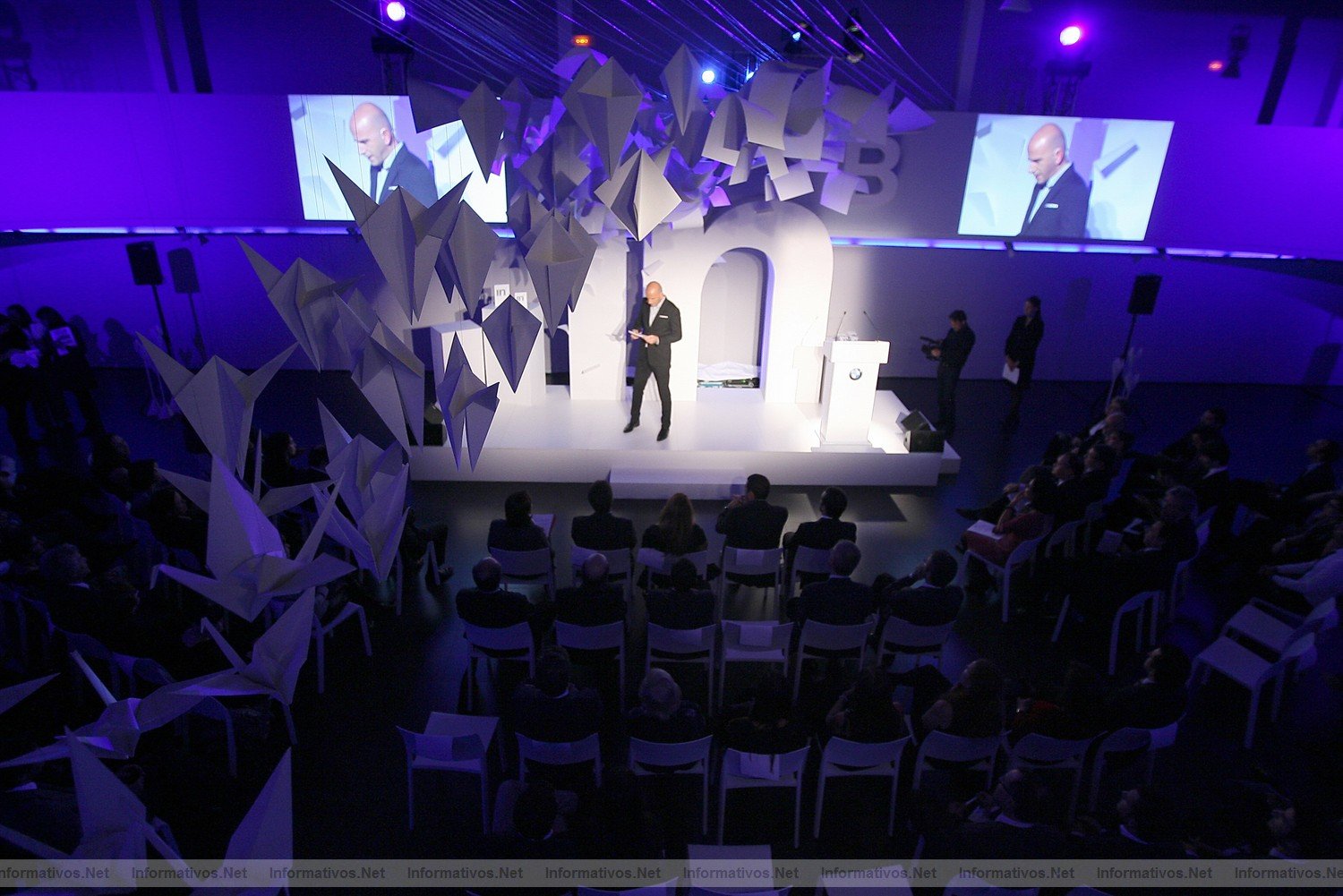 10NOV011.- Premios Iniciativa BMW 2011: Ambiente