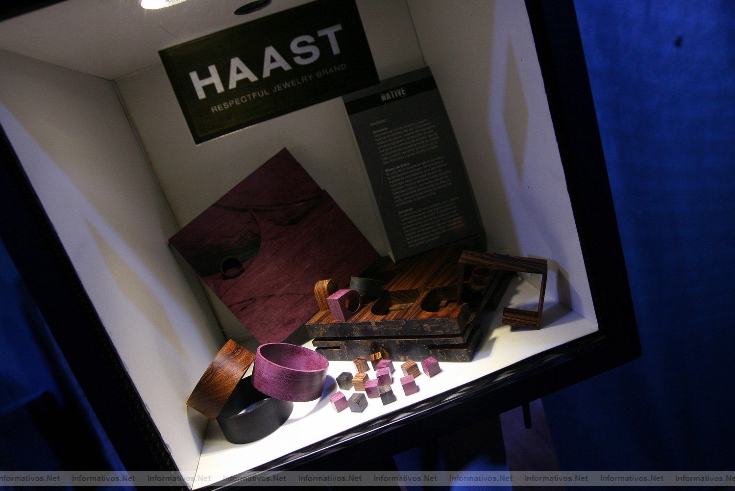 BCN17NOV011.- Presentación de la colección Native by Haast en Barcelona; en el Rte. Indochine