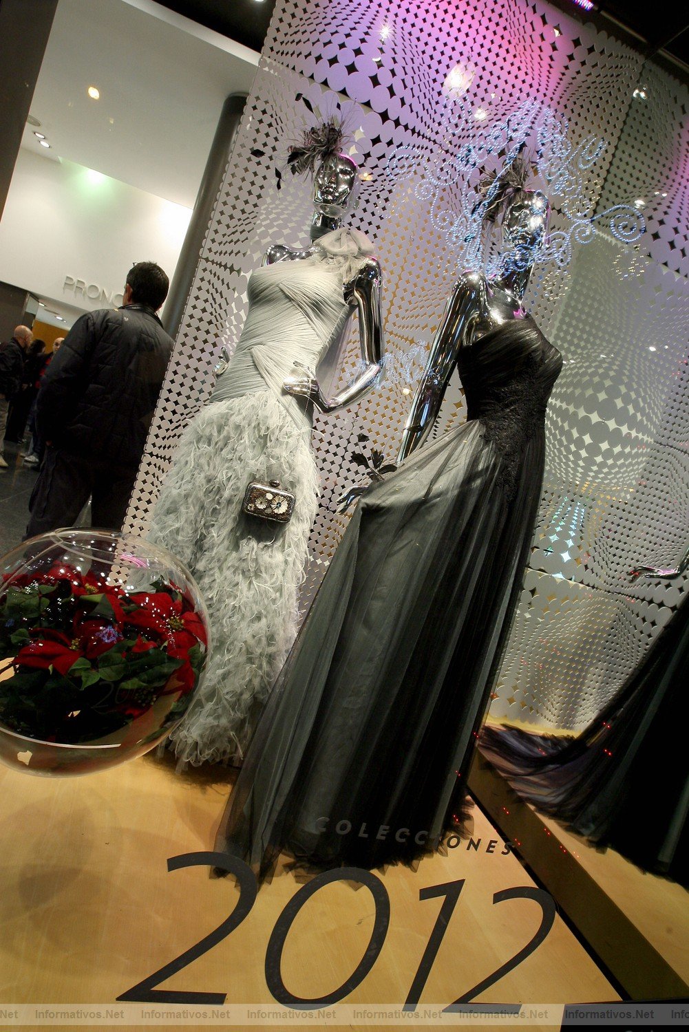 30NOV011.- Barcelona Shopping Night. Pronovias