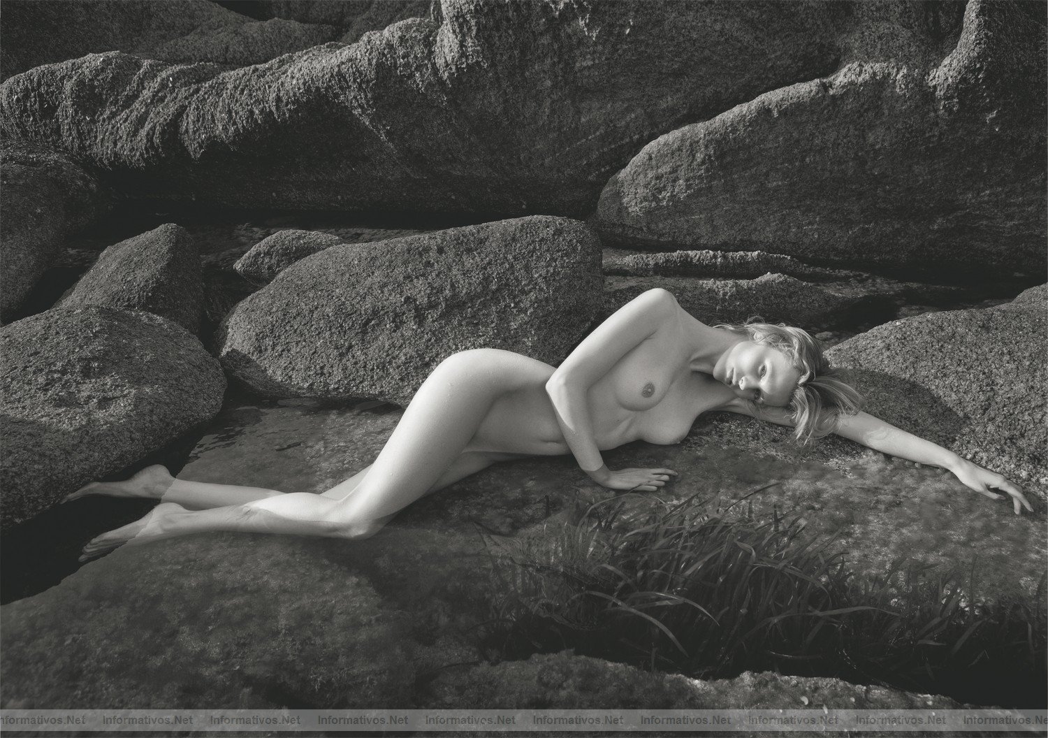 6DIC012.- Calendario Pirelli 2012: Edita Vilkeviciute