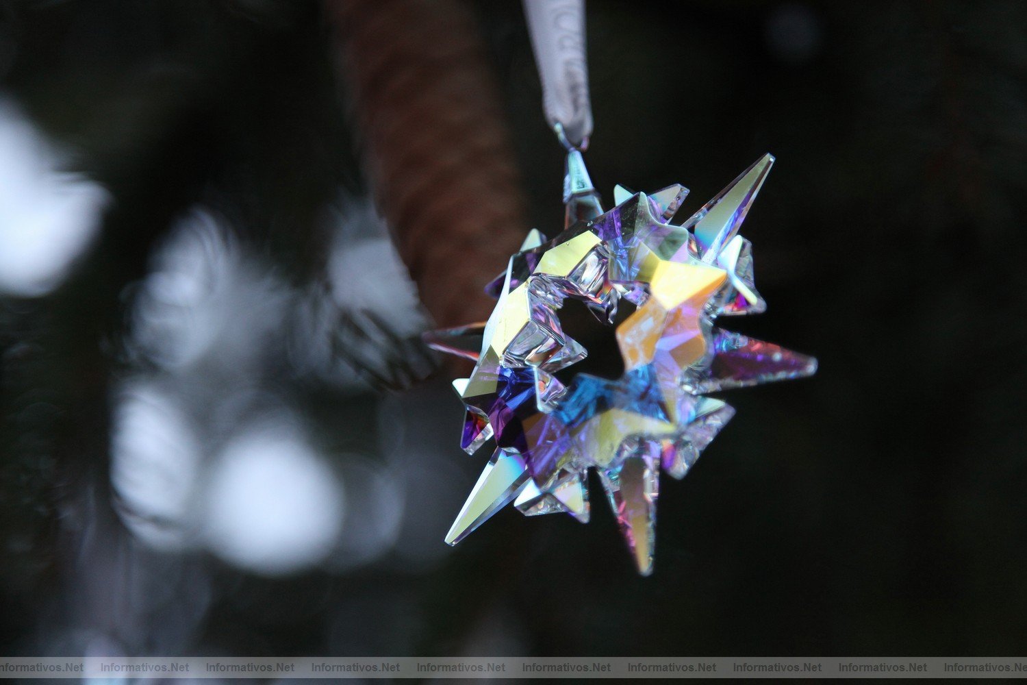 MegèveDIC011.- Le Sapin de Noël Swarovski de Megève, un homenaje al gusto más refinado 