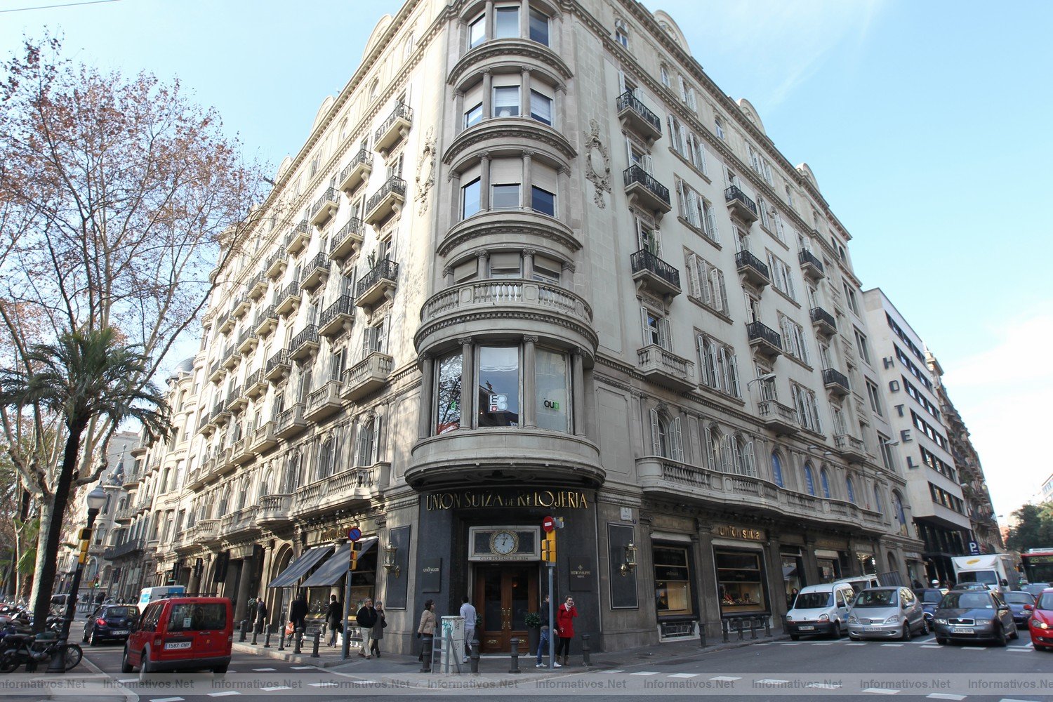 BCN12ENE012.- Unión Suiza impulsa su identidad e imagen de marca de cara a su internacionalización. Vista de Unión Suiza en el cruze de Avd. Diagonal y Vía Augusta de Barcelona