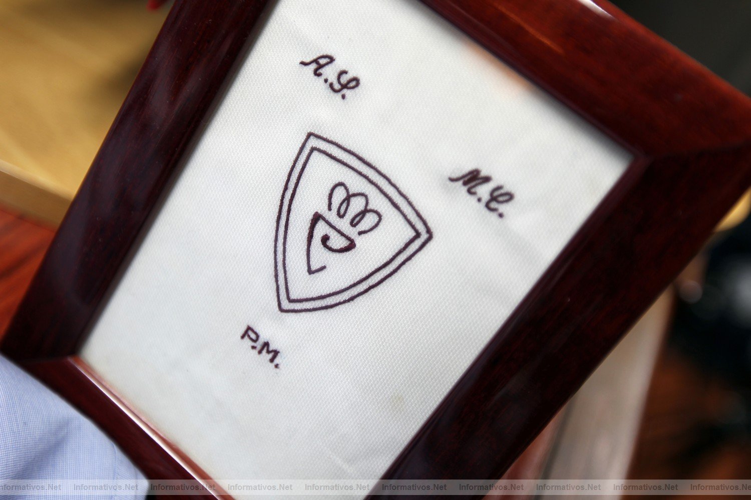 BCNENE012.- Atelier de Vicent Fossas Piqué, maestro camisero artesano. Muestra de tipografía de letras para el bordado de iniciales: Tipografía inglesa (sup.) o de imprenta (inf.)