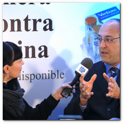 :: Pulse para Ampliar :: BCN26ENE012.- Entrevista al Doctor Fernando Fariñas, experto en inmunología y patologías infecciosas