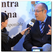 :: Pulse para Ampliar :: BCN26ENE012.- Entrevista al Doctor Fernando Fariñas, experto en inmunología y patologías infecciosas