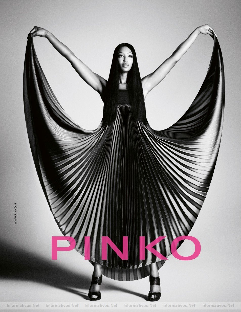 AOMI CAMPBELL PROTAGONIZA LA CAMPAÑA DE PINKO PRIMAVERA-VERANO 2012