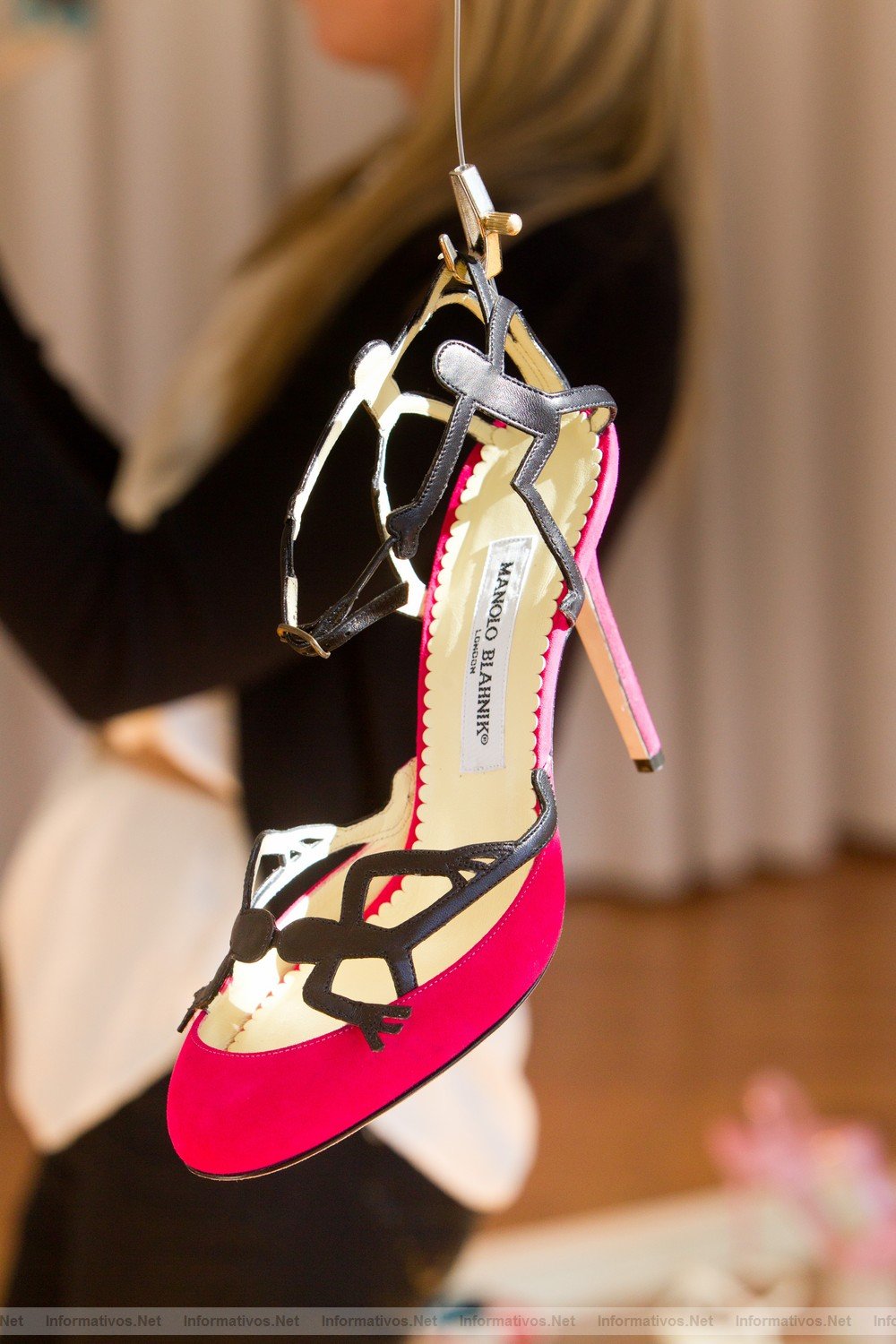 BCN15FEB012.- Manolo Blahnik presenta una Colección 2012 “salvaje” bajo la influencia de Matisse