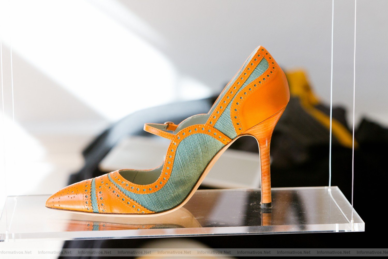 BCN15FEB012.- Manolo Blahnik presenta una Colección 2012 “salvaje” bajo la influencia de Matisse
