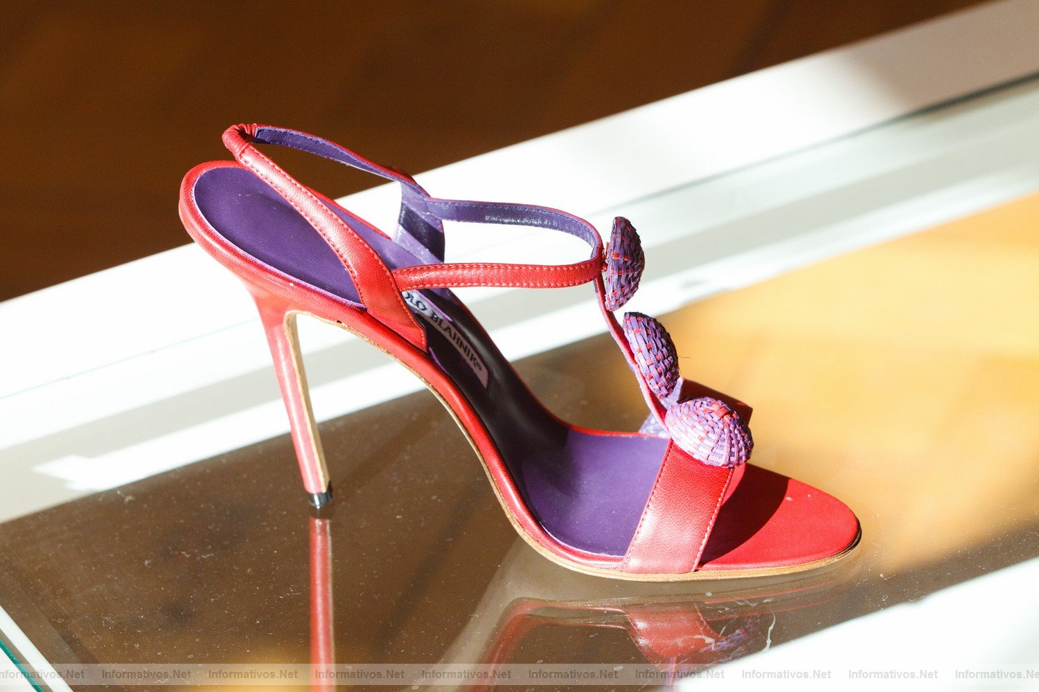 BCN15FEB012.- Manolo Blahnik presenta una Colección 2012 “salvaje” bajo la influencia de Matisse