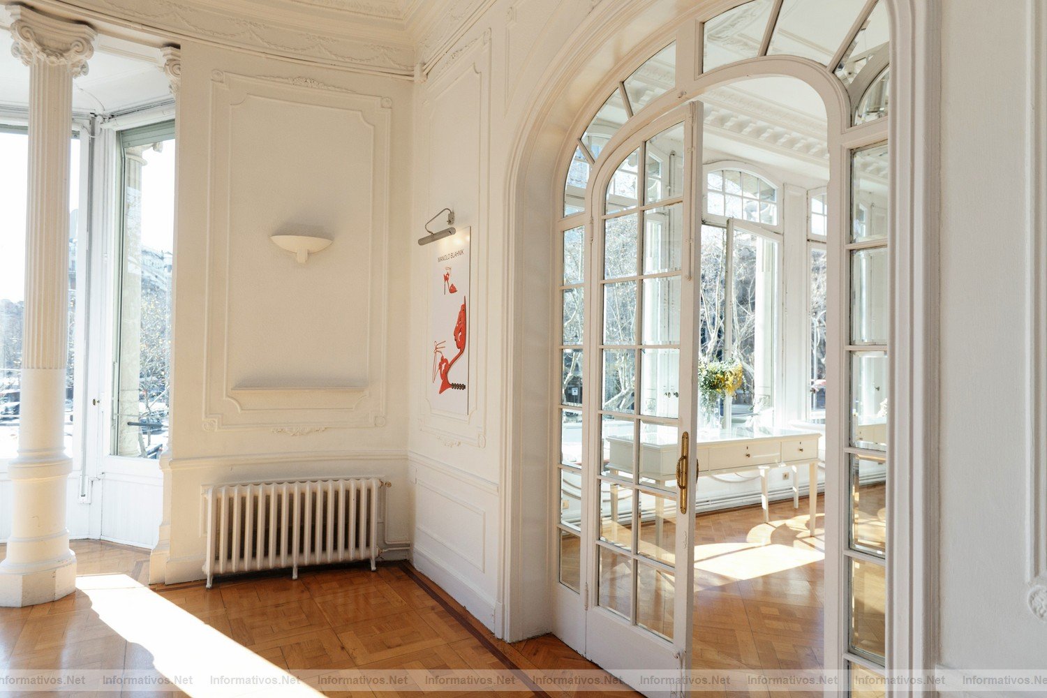 BCN15FEB012.- Manolo Blahnik presenta una Colección 2012 “salvaje” bajo la influencia de Matisse