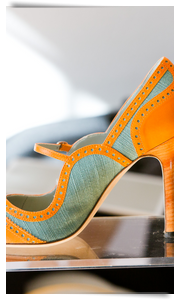 :: Pulse para Ampliar :: BCN15FEB012.- Manolo Blahnik presenta una Colección 2012 “salvaje” bajo la influencia de Matisse