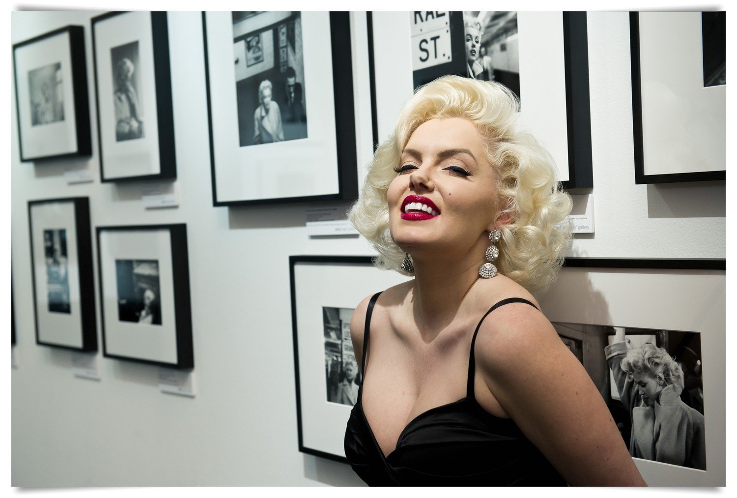 LONDON, ENGLAND - MARCH 08:  Marilyn lookalike Suzie Kennedy attends the Marilyn private view at the Getty Images Gallery on March 8, 2012 in London, England. (Photo by Ian Gavan/Getty Images)