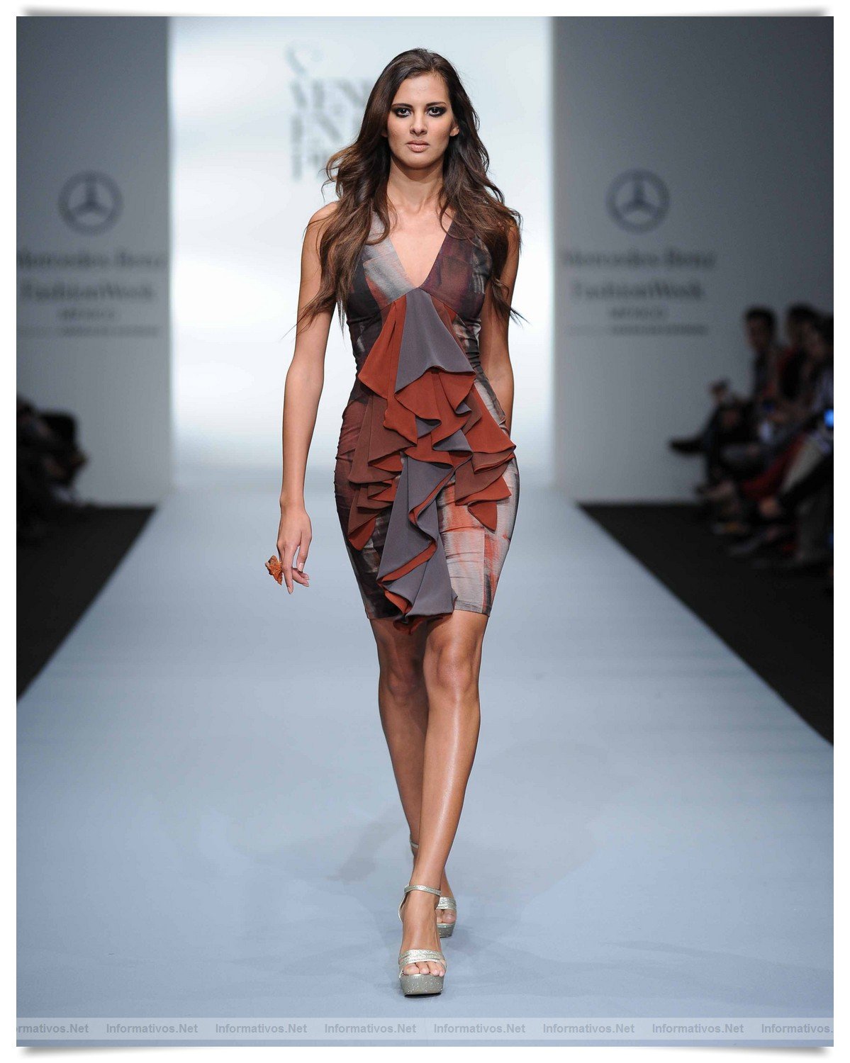 Veneno en la Piel desfila en Mercedes-benz Fashion Week México Marzo 2012