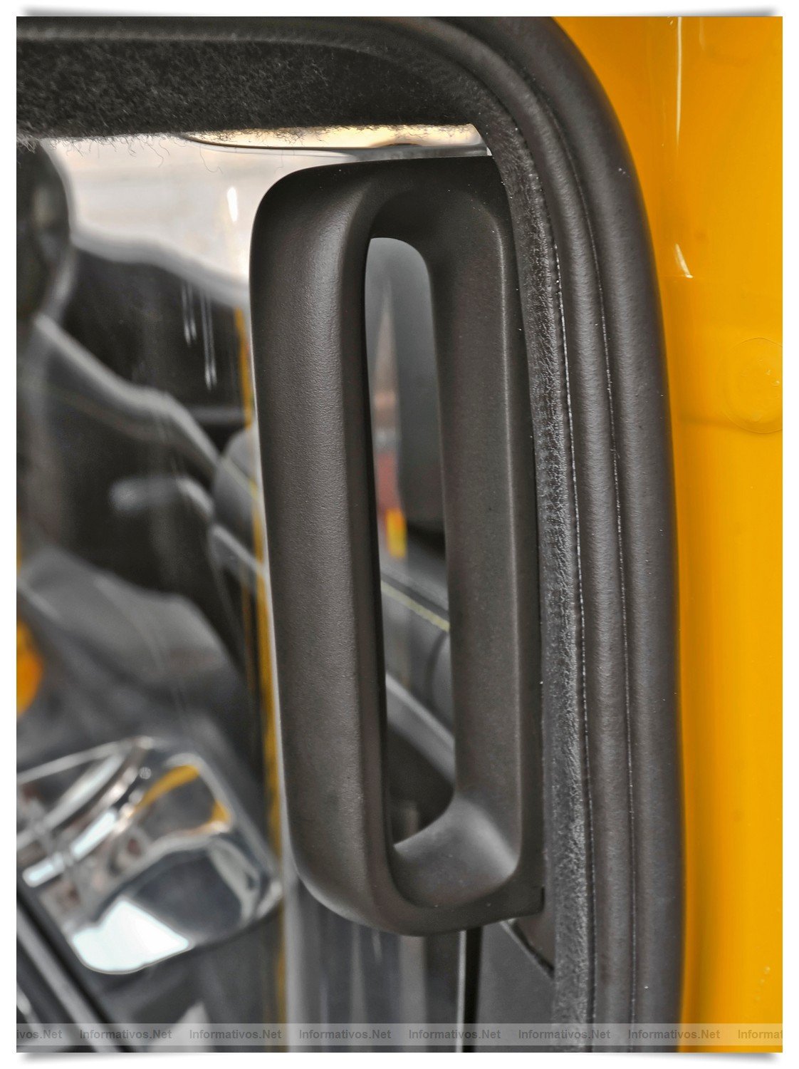 2014 Nissan NV200 Taxi  - Grab Handle