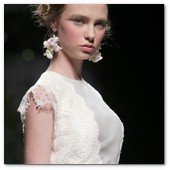 :: Pulse para Ampliar :: BCN Gaudi Novias MAY012.- Colección Victorio & Lucchino 2013