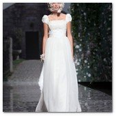 :: Pulse para Ampliar :: BCN Gaudi Novias MAY012.- Colección Victorio & Lucchino 2013