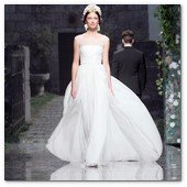 :: Pulse para Ampliar :: BCN Gaudi Novias MAY012.- Colección Victorio & Lucchino 2013