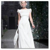 :: Pulse para Ampliar :: BCN Gaudi Novias MAY012.- Colección Victorio & Lucchino 2013