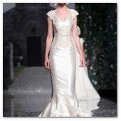 :: Pulse para Ampliar :: BCN Gaudi Novias MAY012.- Colección Victorio & Lucchino 2013