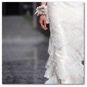 :: Pulse para Ampliar :: BCN Gaudi Novias MAY012.- Colección Victorio & Lucchino 2013