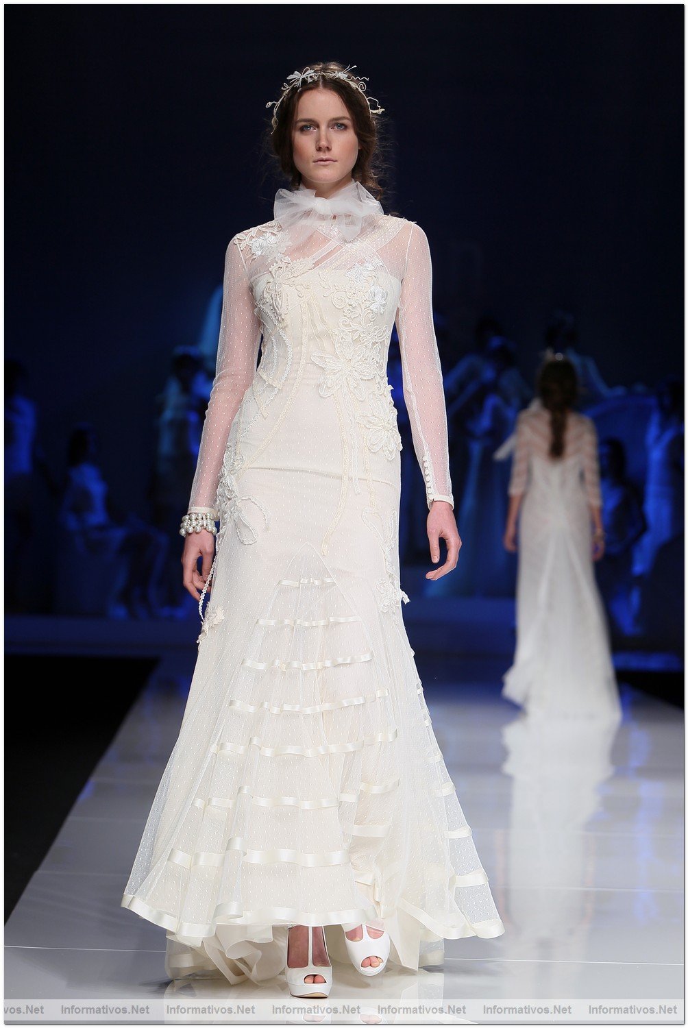 BCN Gaudi Novias MAY012.- Coleccin Yolan Cris 2013