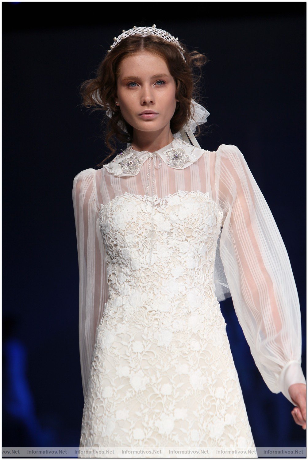 BCN Gaudi Novias MAY012.- Coleccin Yolan Cris 2013
