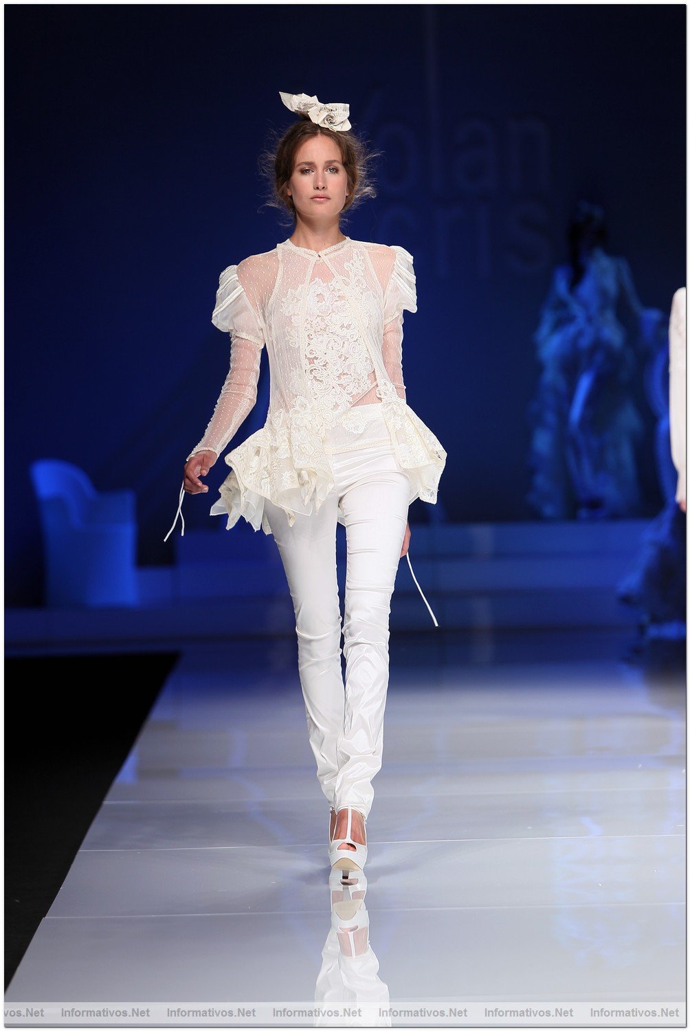 BCN Gaudi Novias MAY012.- Coleccin Yolan Cris 2013