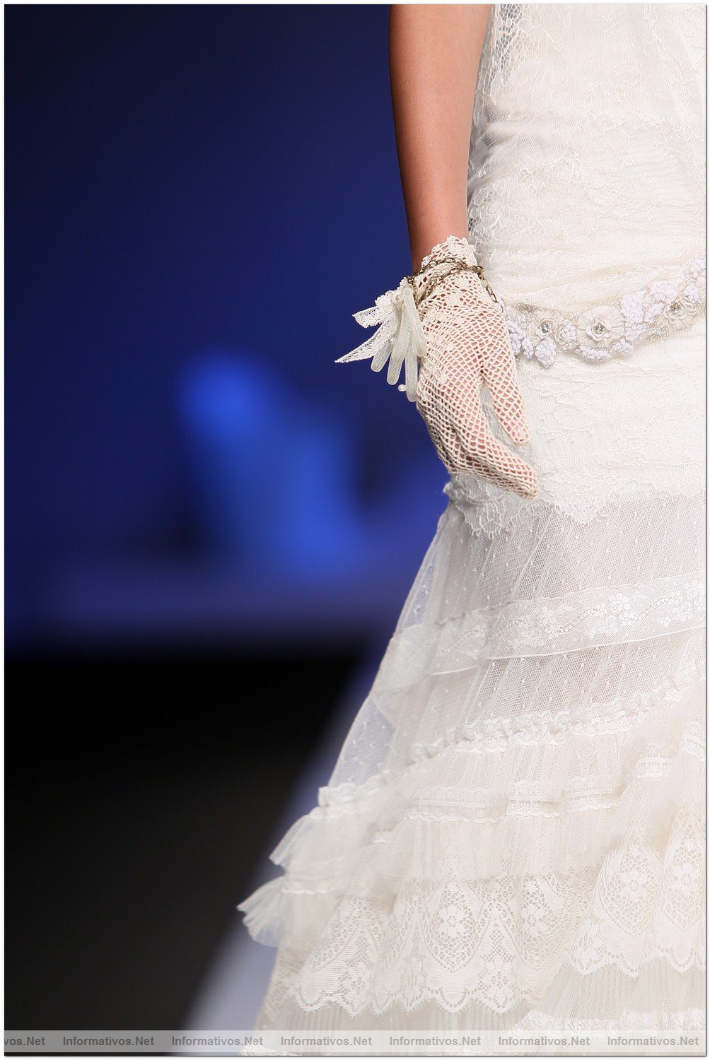 BCN Gaudi Novias MAY012.- Coleccin Yolan Cris 2013