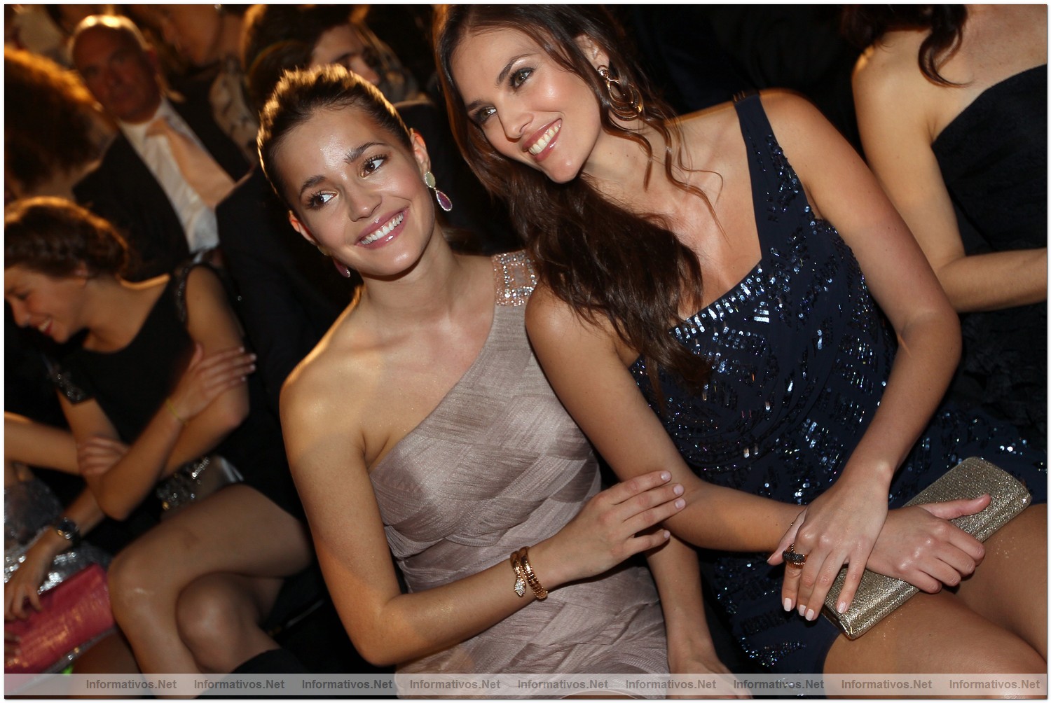 BCN Gaudi Novias MAY012.- Colecci�n Pronovias 2013