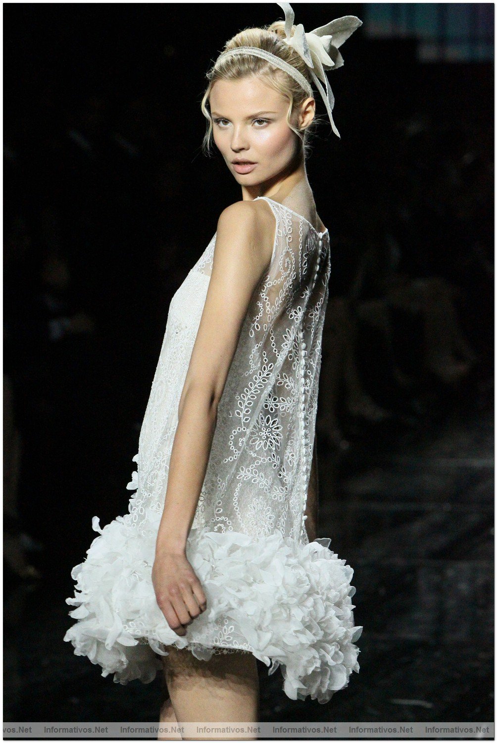 BCN Gaudi Novias MAY012.- Colecci�n Pronovias 2013