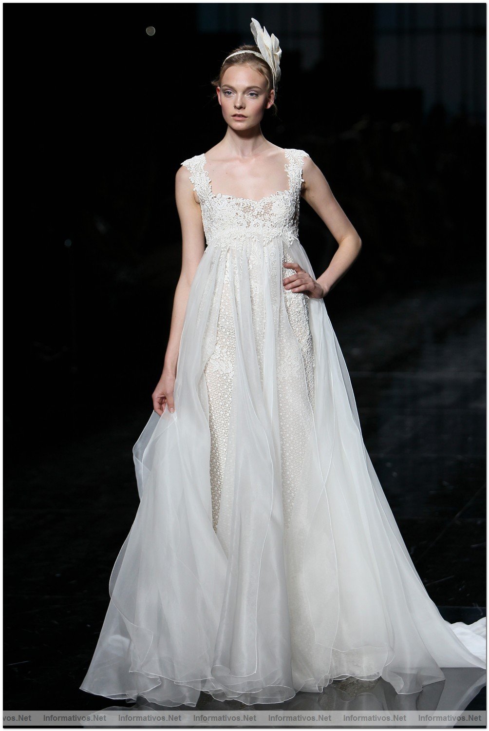 BCN Gaudi Novias MAY012.- Colecci�n Pronovias 2013