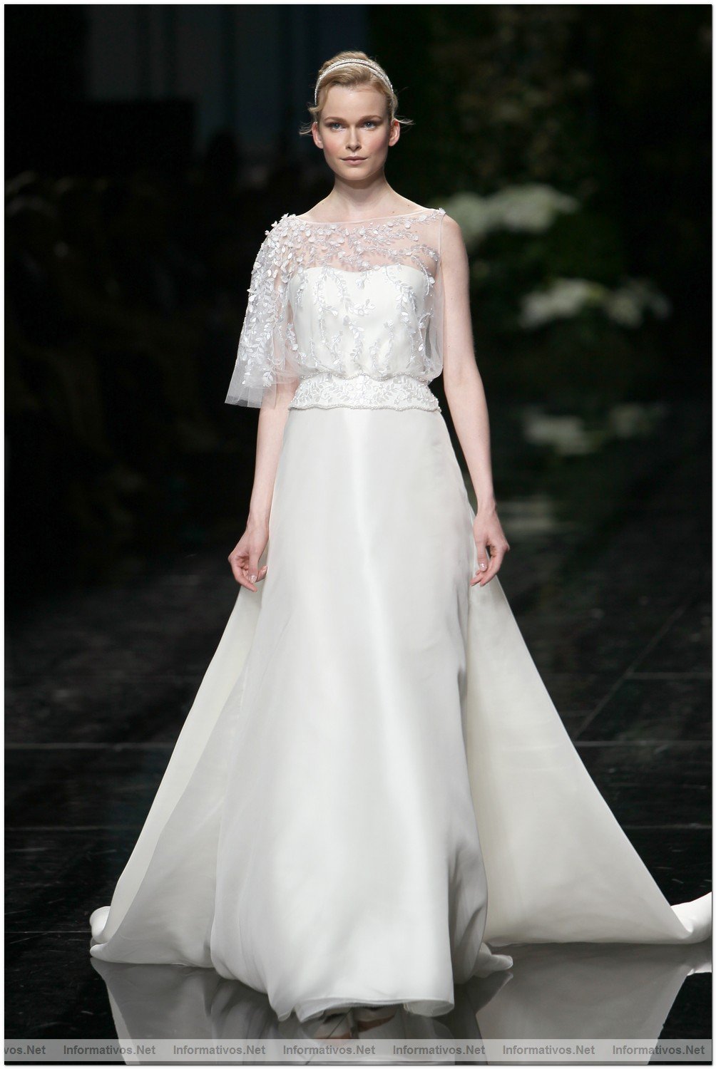 BCN Gaudi Novias MAY012.- Colecci�n Pronovias 2013