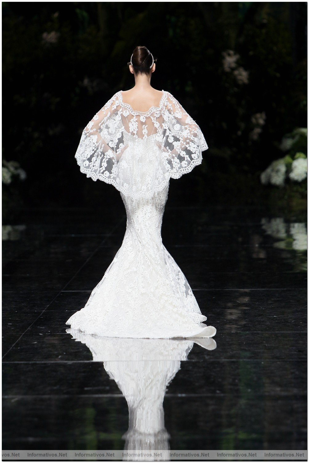 BCN Gaudi Novias MAY012.- Colecci�n Pronovias 2013