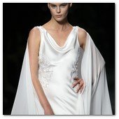 :: Pulse para Ampliar :: BCN Gaudi Novias MAY012.- Colección Pronovias 2013