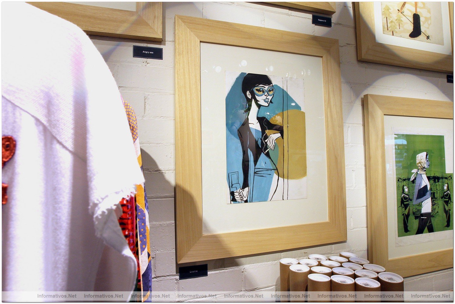 BCN7JUN012.- Custo Gallery Barcelona, un recorrido por la esencia del backstage de la marca