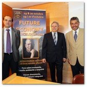 :: Pulse para Ampliar :: BCN24JUL012.- Presentación del "Future Economy: I Foro sobre Medio Ambiente, Empresa y Economía" liderado por Al Gore. Enrique Alcat, experto en comunicación; Francisco Lozano, biólogo; y Francisco Campo -director de la empresa organizadora del evento, Chrand Management-