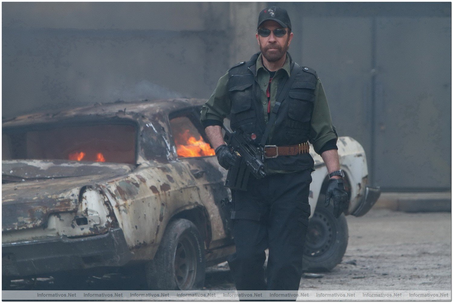 LOS MERCENARIOS 2 - EXPENDABLES 2: estreno en España el 24 de Agosto. Chuck Norris 