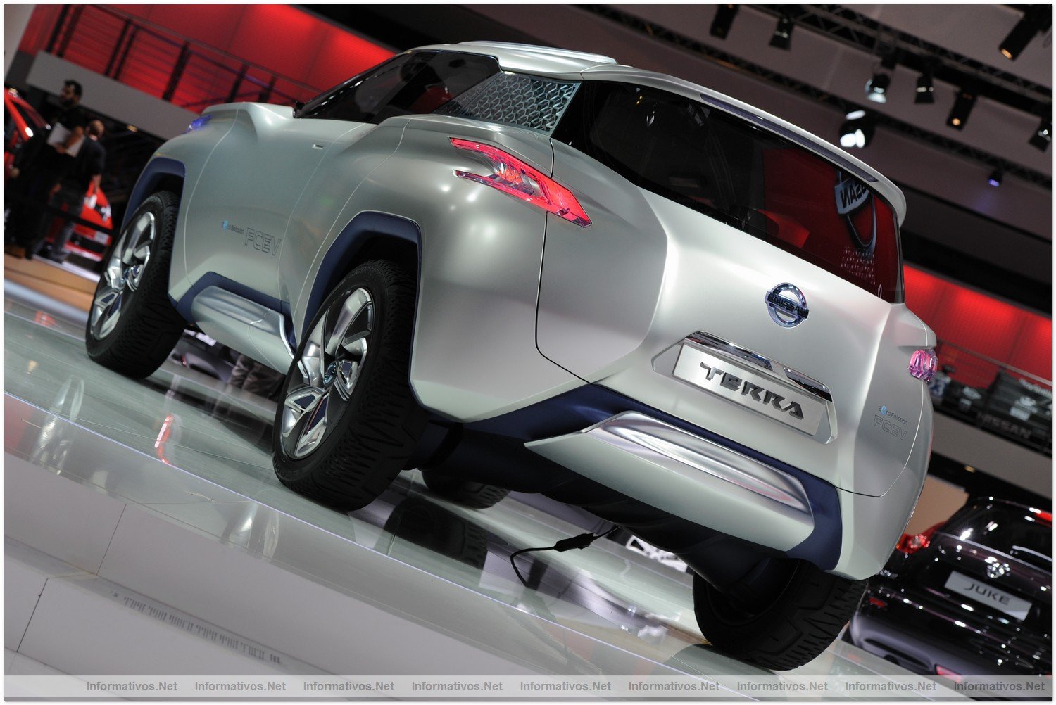 París, SEP012.- El concept Nissan TeRRA lleva la sostenibilidad al mundo off-road